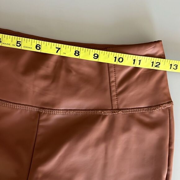 NWOT Ookie& Lala High Waisted Vegan Leather Legging Size S - Picture 5 of 8